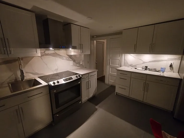231 S Locust St #3 — Photo 3