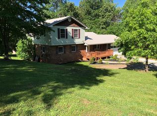 346 Cedar Estates Rd, Franklin, NC 28734