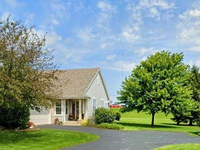 1210 Steeplechase DRIVE, Watertown, WI, 53094