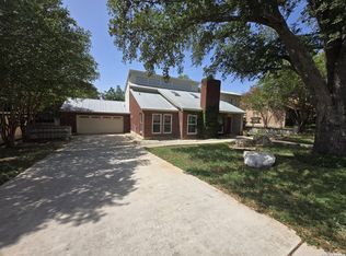 3623 Green Springs Dr, San Antonio, TX 78247