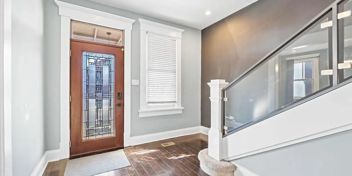 4 bed, 2.5 bath, 2307 sqft, $2,800 — Photo 3