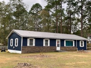 86 E Bruce St, Mc Rae Helena, GA 31055