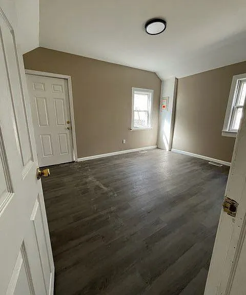 85 Mill St — Photo 3