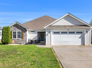 1073 Pendleton Dr, Waynesboro, VA 22980