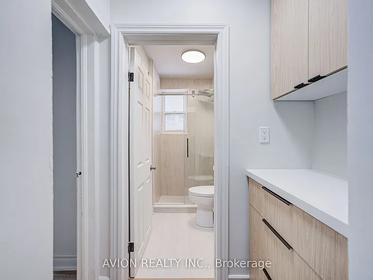 882 Broadview Ave #2 — Photo 13
