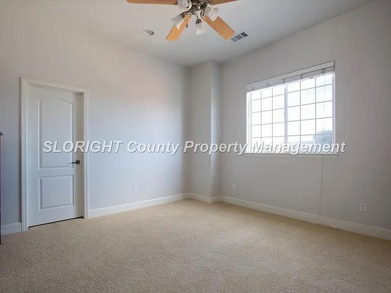 1149 Stonecrest Dr — Photo 12