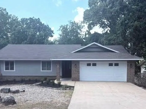 7 Whitwick Ln, Bella Vista, AR 72715