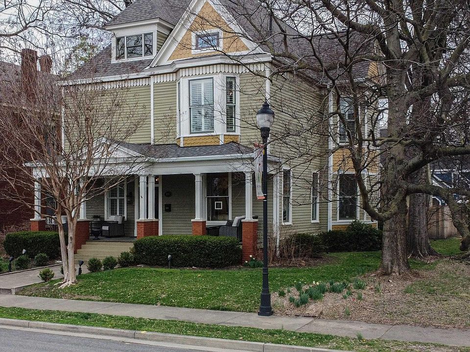 1st image of 318 N 9th St