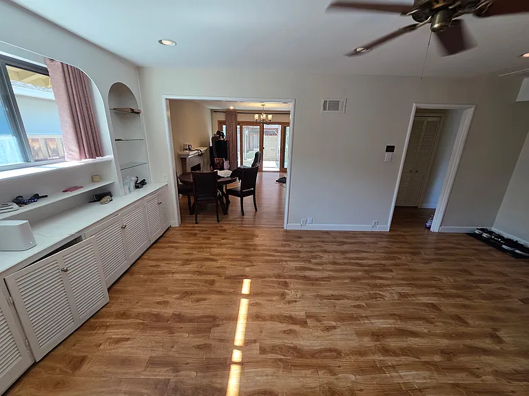 1607 Redwing Ave #1 — Photo 5
