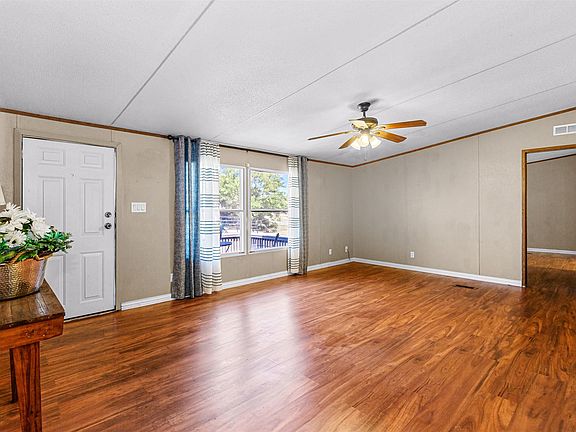 4th image of 12156 Thistle Ln
