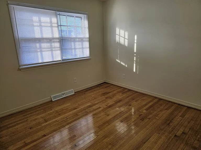 898-1 bedroom 2_12102025