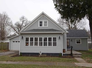 407 S Pearl St, Knox, IN 46534