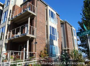 4280 S Corbett Ave UNIT 102, Portland, OR 97239