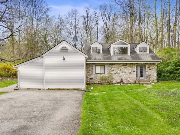 25 Mooney Hill Road, Holmes, NY 12531