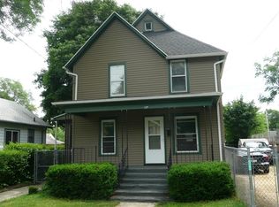 1137 10th St, Beloit, WI 53511