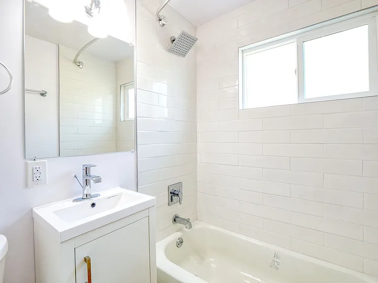 3721 Westwood Blvd — Photo 16