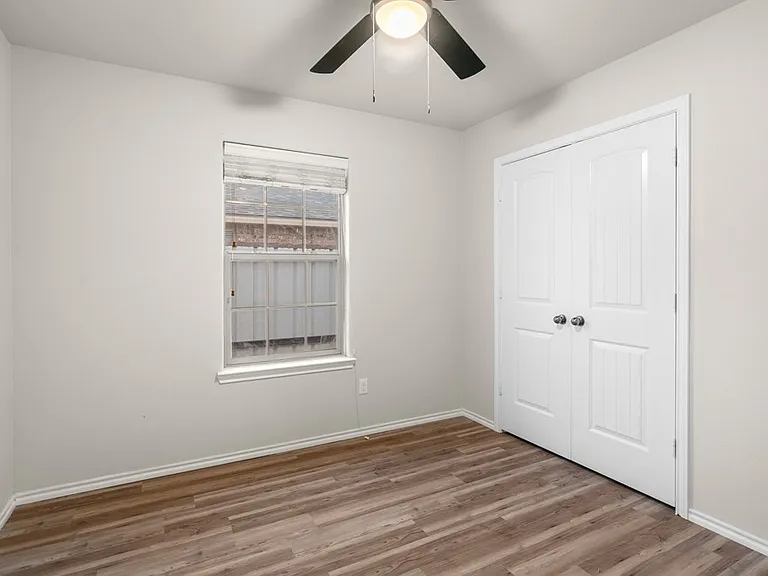 908 Purdue St — Photo 20