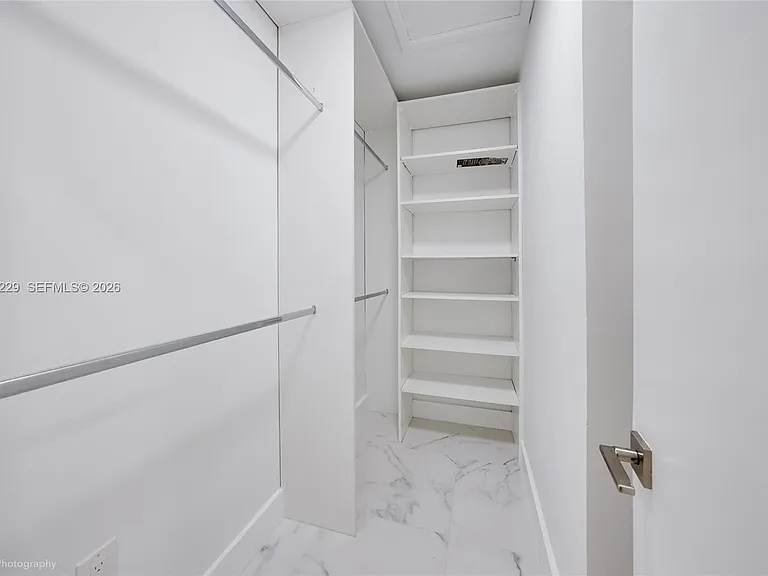 52 Camden Dr — Photo 21