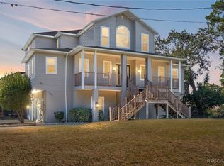11944 W Creekside Ln, Homosassa, FL 34448