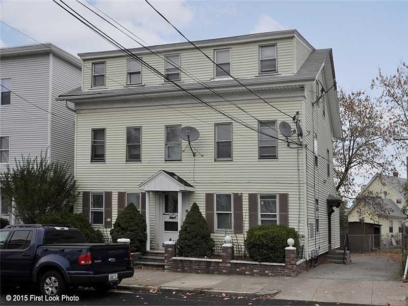 2nd image of 27 Pine St