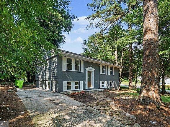 3rd image of 4123 Pilgrim Pl