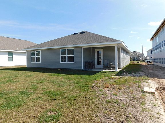 4th image of 7138 Penn Way
