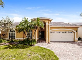 5339 NW 99th Ln, Pompano Beach, FL 33076