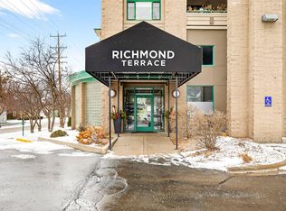 400 Richmond St #328, Appleton, WI 54914
