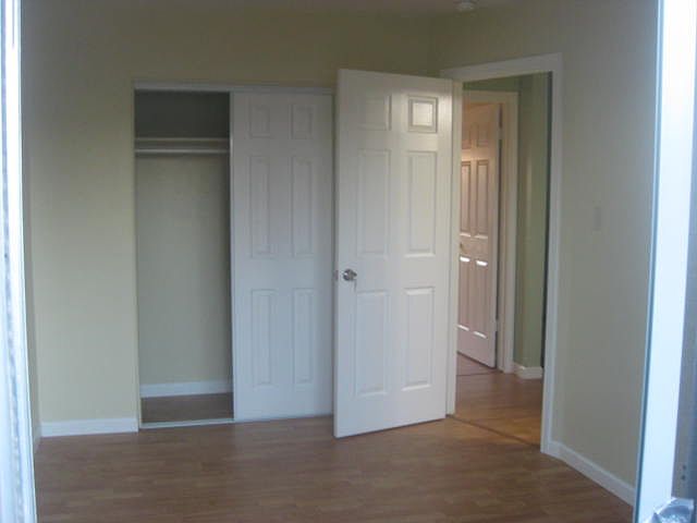 2nd image of 147 Traynor St