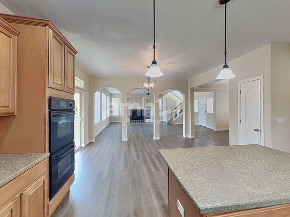 4th image of 17593 E 98th Way