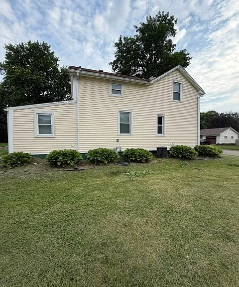 127 N Randolph St — Photo 11