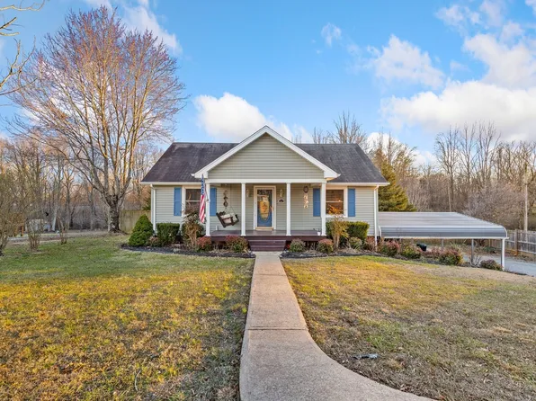 1027 Mulberry St, Burns, TN 37029