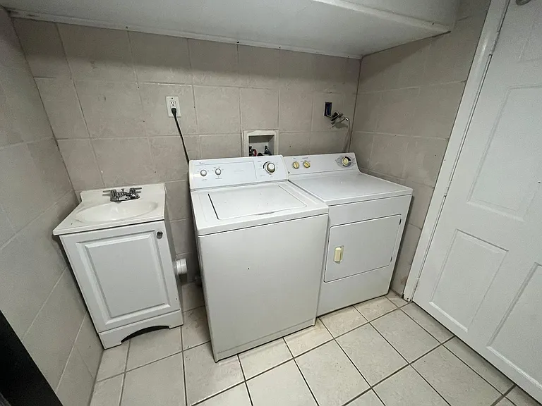 3923 Fraser Cir #2 — Photo 10