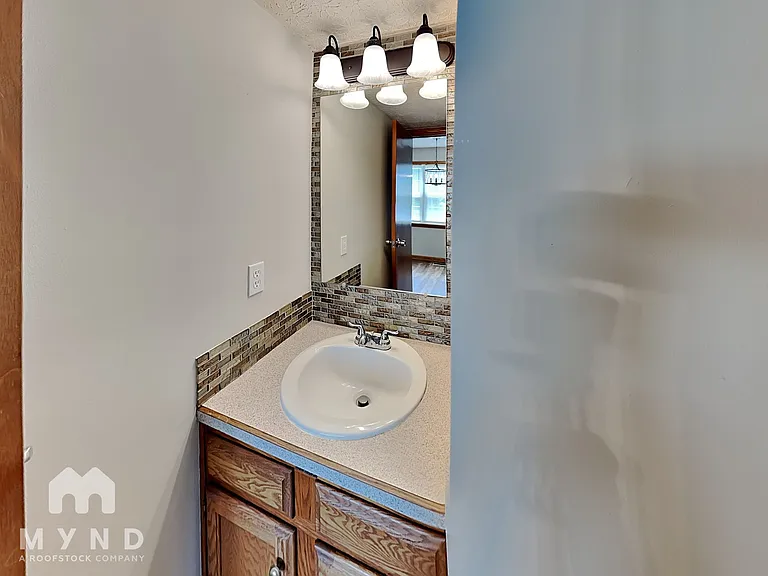 801 Ashford Glen Dr — Photo 16