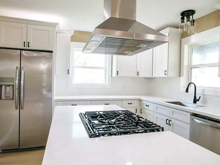 880 Avenue G — Photo 12