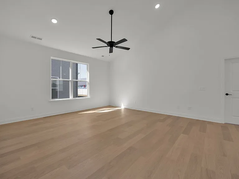 6579 Elizabeth Ann Way — Photo 11