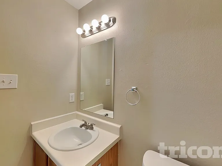 6827 Cypress Mist Dr — Photo 14