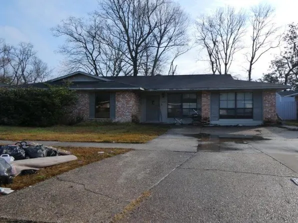 1205 Boreas Dr, Baton Rouge, LA 70816