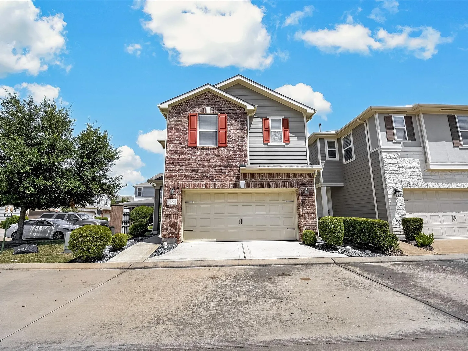 3 bed, 2.5 bath, 1743 sqft, $2,500 — Photo 3