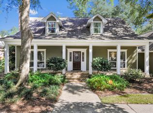 38 Old Oak Ln, Gulfport, MS 39503