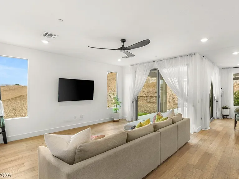 6 Sun Lily Ln — Photo 13