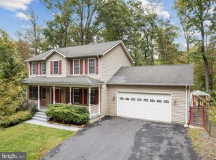 22 Berry Ln, Harpers Ferry, WV