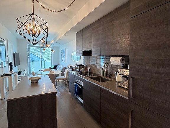 5th image of 200 Bloor St W #W-704