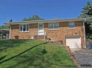 4302 Frederick St, Omaha, NE 68105