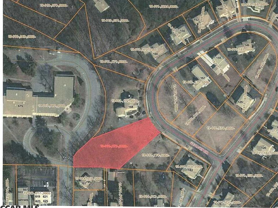 2nd image of 172 Gas Light Cir