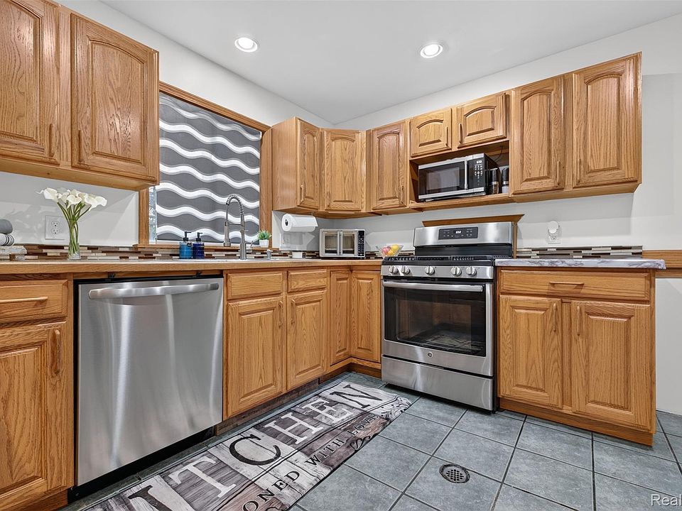 1155 Dolane Blvd, photo 20