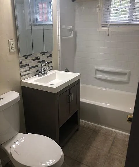 Brook Haven Condominiums — Photo 7