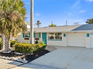 11828 Island Ave, Matlacha, FL 33993