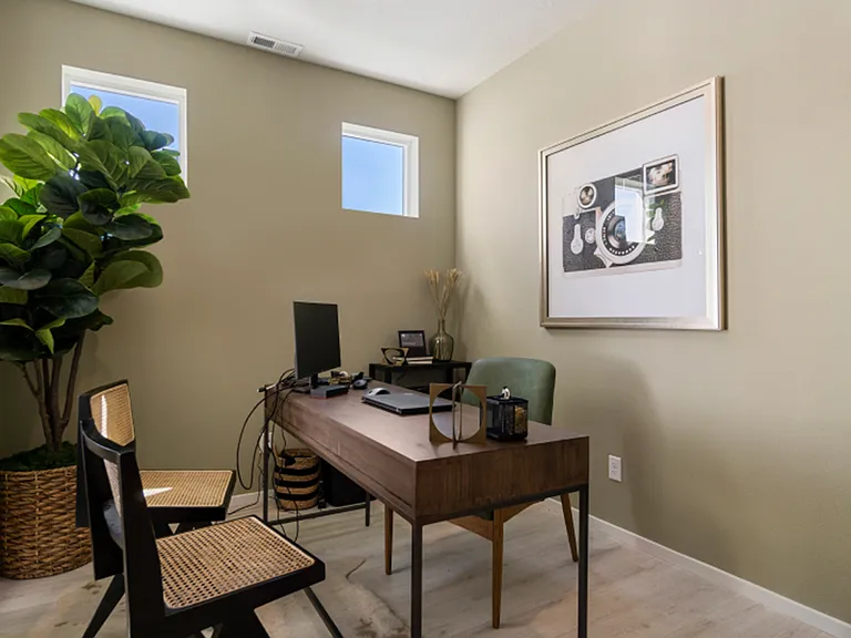 Den/Flex room on 1st level. Illustrative picture from builder website.