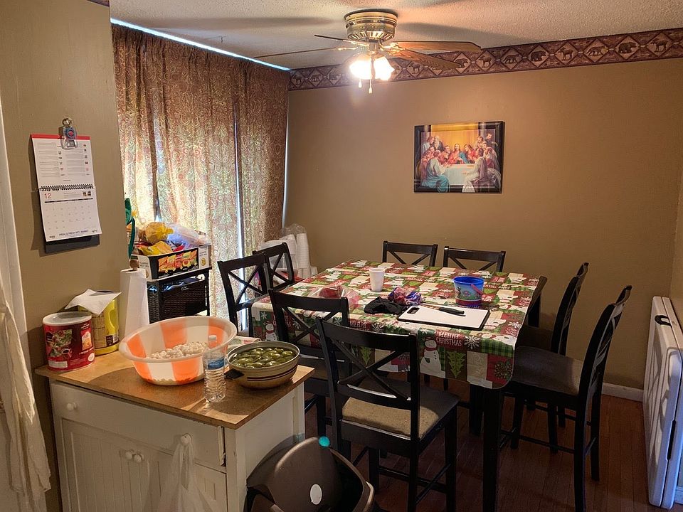 2nd image of 441 Harding Pl APT C2